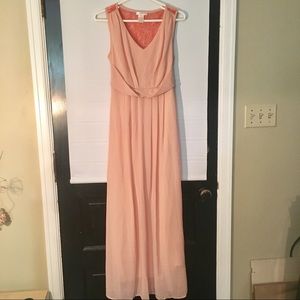 Sleeveless chiffon dress